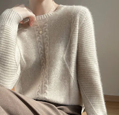 Women's Thick Turtleneck Sweater for a Slim Fit